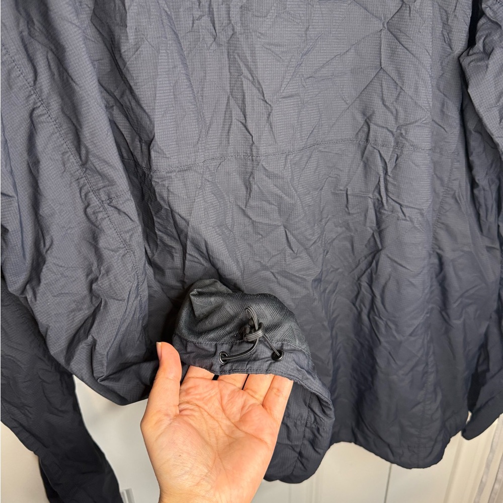 L.L.Bean Black Lightweight Hooded Windbreaker Jacket Size XL - Picture 12 of 14